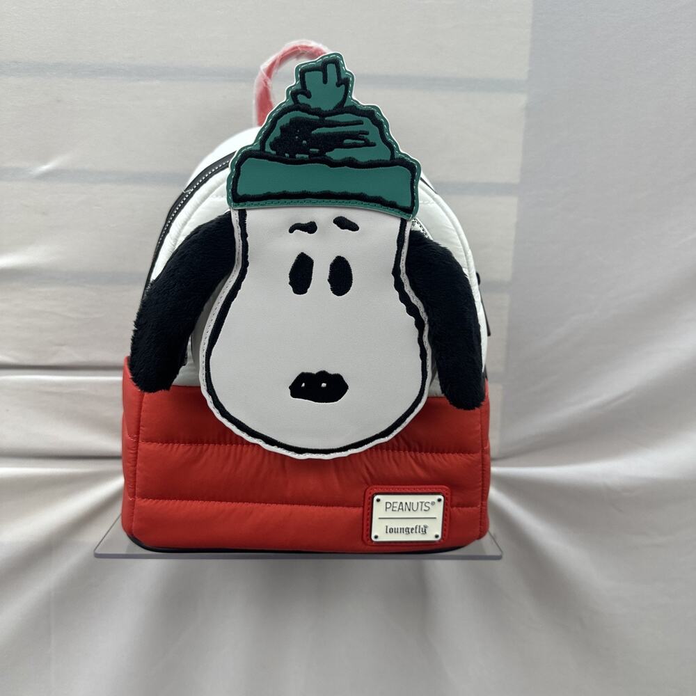 Loungefly Peanuts Snoopy Puffer Jacket Snow Day Winter Figural Mini Backpack NWT